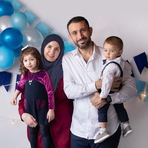 Meet your Posher, Lana